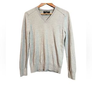 Banana republic 100% merino‎ wool grey sweater. Size Small